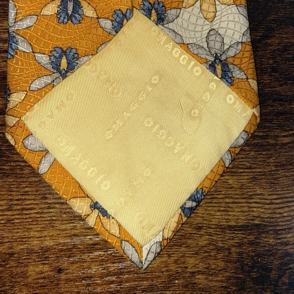 Vintage Omaggio By Robert Talbott Finest Silk From Italy Neck‎ Tie